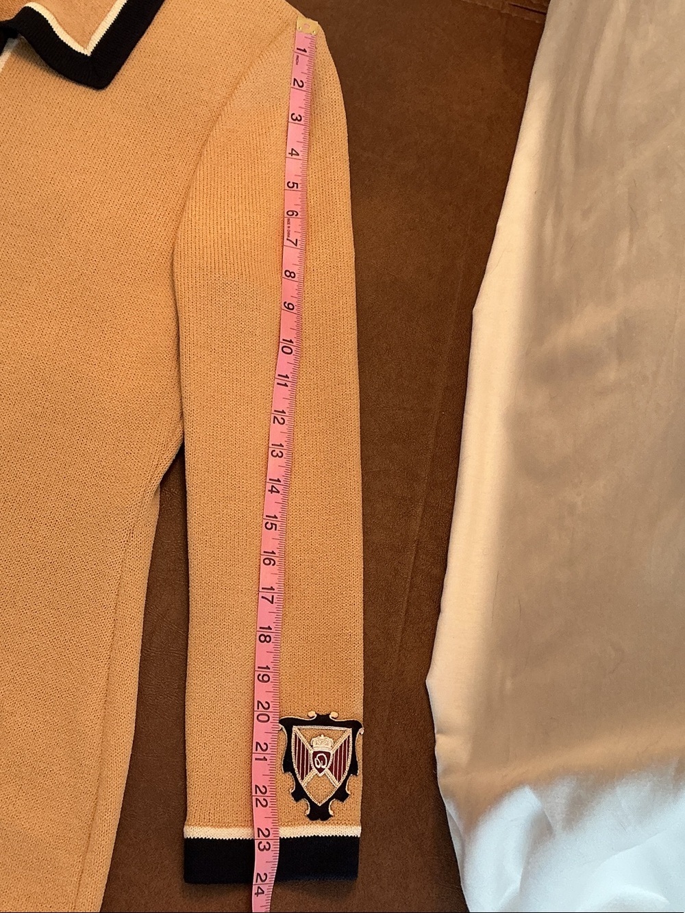 St. John Collection by Marie Gray Camel & Dark Navy Trim Knit Blazer Jacket Sz 6 - Picture 8 of 11